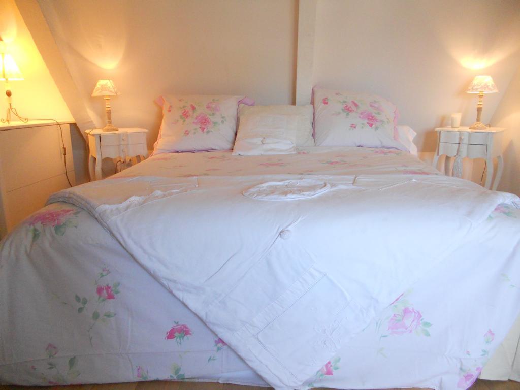 Lamaison Du Phare Honfleur Chambres D'Hotes Et Jacuzzi Prive Bagian luar foto