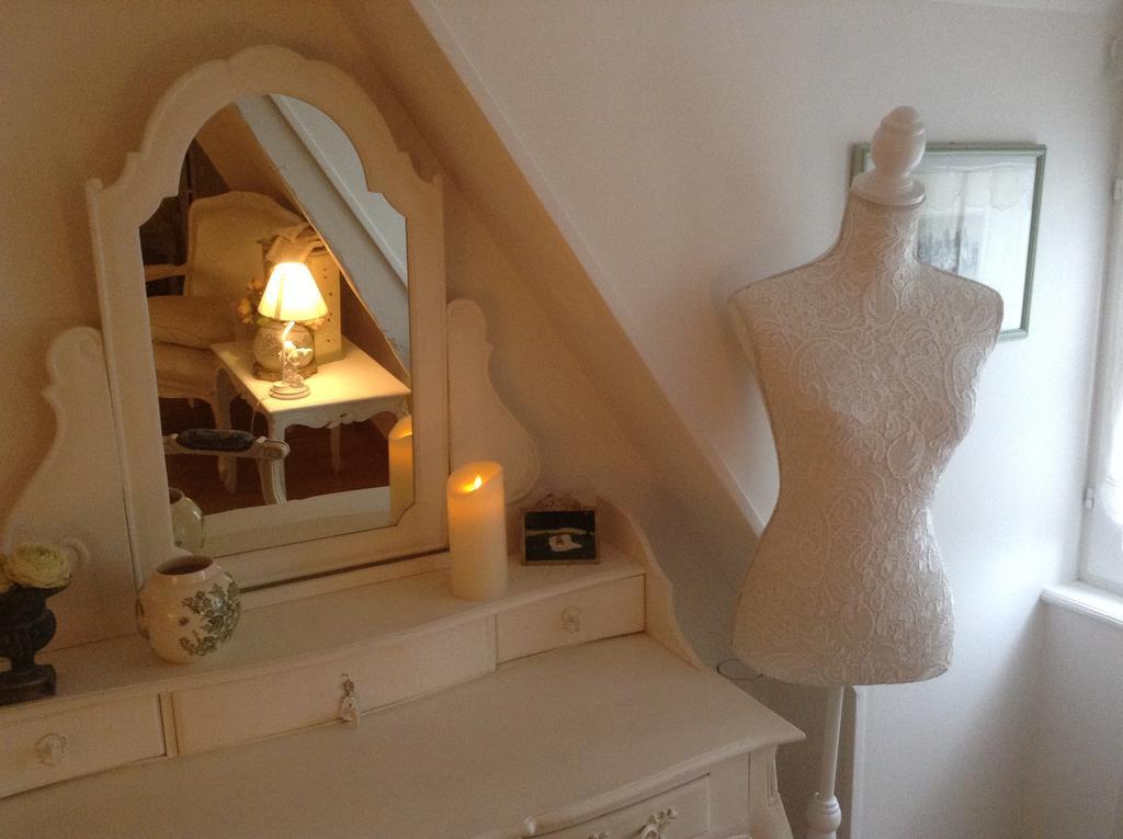 Lamaison Du Phare Honfleur Chambres D'Hotes Et Jacuzzi Prive Bagian luar foto