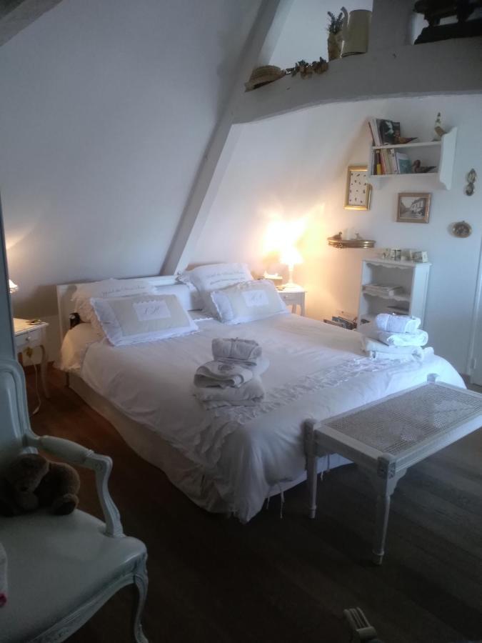Lamaison Du Phare Honfleur Chambres D'Hotes Et Jacuzzi Prive Bagian luar foto